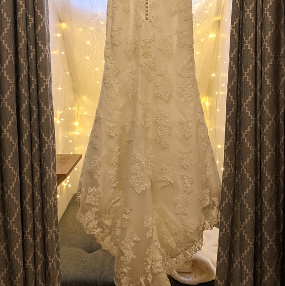 Venice Lace Appliqués Morilee Wedding Dress w tags - Picture 3 of 7